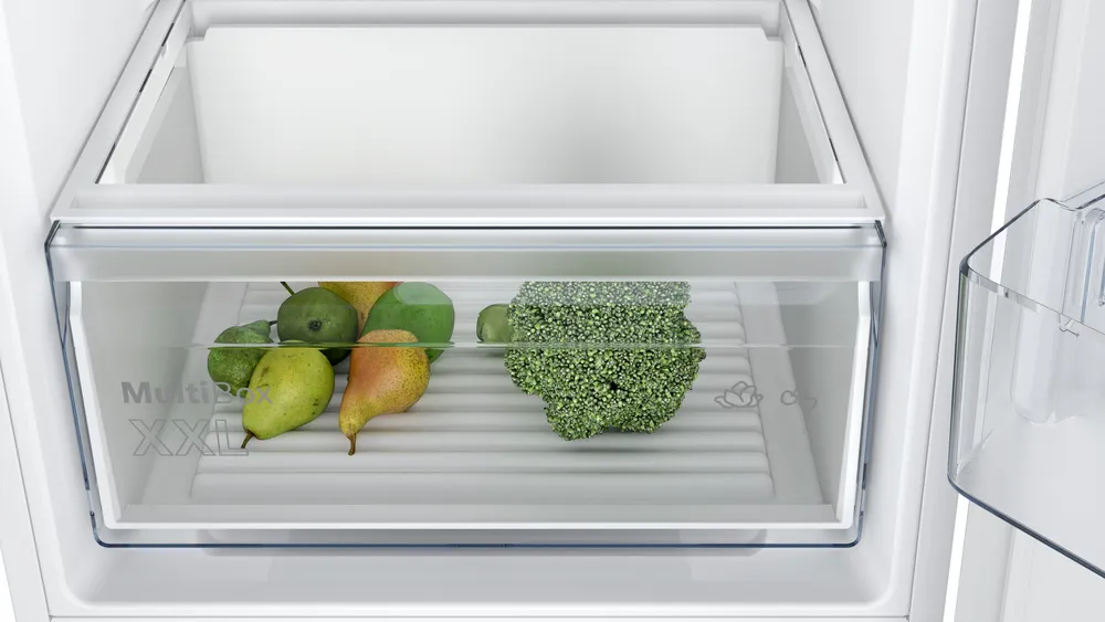 BOSCH Series 2 KIV87NSE0G Integrated 70/30 Fridge Freezer - Sliding Hinge - Image 2