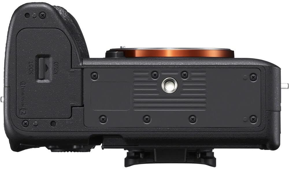 Sony Alpha 7 IV Full-frame Mirrorless Interchangeable Lens Camera with 28-70mm Zoom Lens Kit - Image 2