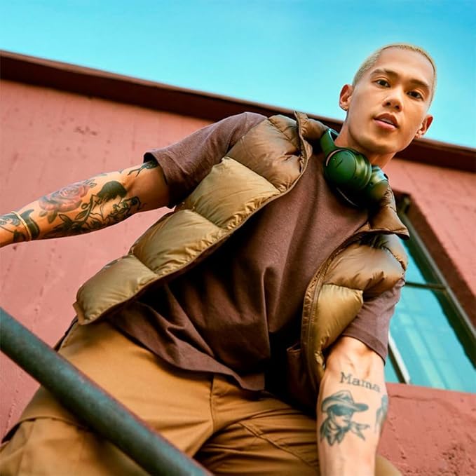 New Bose Quiet Comfort Headphones - Cypress Green - Image 4