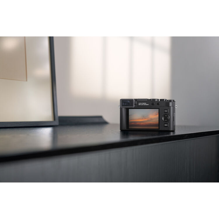 Leica D-Lux 8 Digital Camera - Image 6