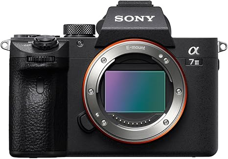 Sony Alpha a7 III Full-Frame Mirrorless Camera – 28–70mm Lens Kit + Accessories, Brand New - Image 5